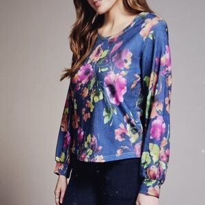 Long Sleeve Crew Knit Top By TRIBAL size Sp